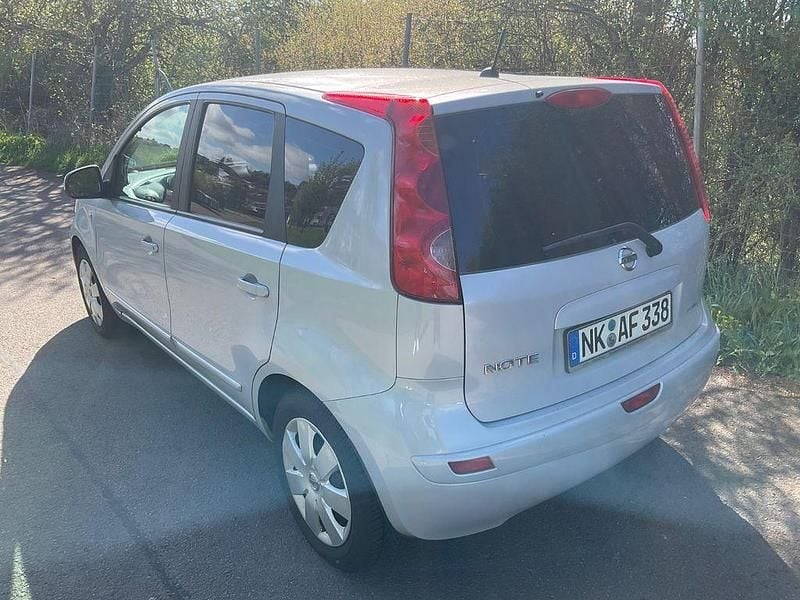 Gebraucht Nissan Note Acenta 88 PS (64 kW) 2008 Grau Kleinwagen