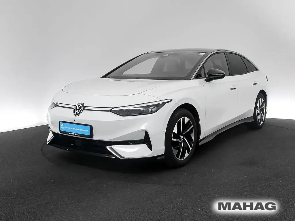 Używany VW ID.7 Pro 210 kW (286 KM) 2024 Biały Sedan/Limuzyna
