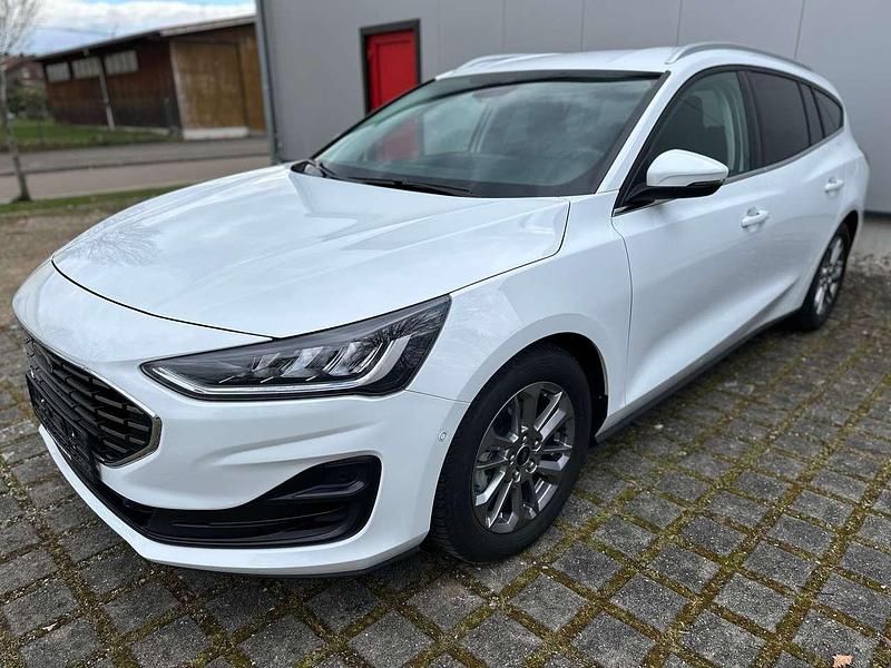 Gebraucht Ford Focus Titanium X 116 PS (85 kW) 2023 Weiß Kombi
