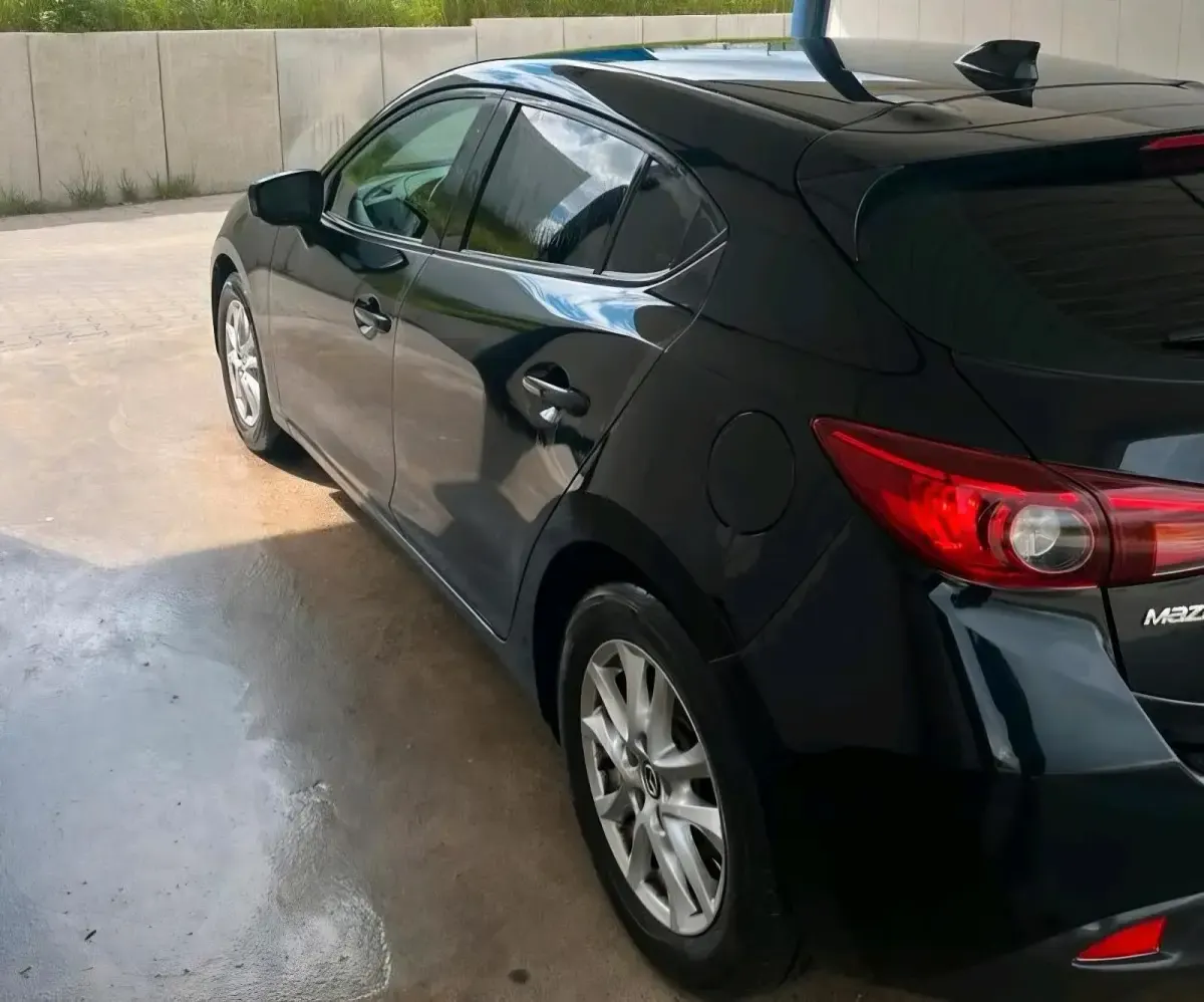 Gebraucht Mazda 3 150 PS (110 kW) 2015 Schwarz Kleinwagen