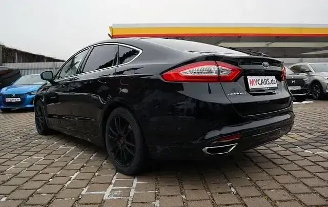 Gebraucht Ford Mondeo Titanium 180 PS (132 kW) 2016 Andere Limousine