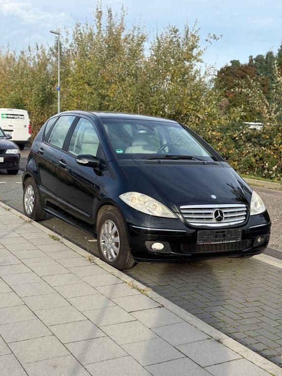 Schwarz Gebraucht 2008 Mercedes A170 Elegance Van / Kleinbus | 1.700 € (Fairer Preis) - Bild 1/4