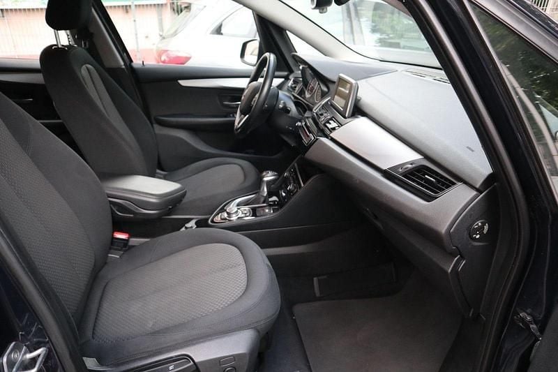 Gebraucht BMW 218 Basis 150 PS (110 kW) 2015 Blau Kombi