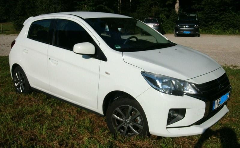 Weiß Gebraucht 2025 Mitsubishi Space Star Kleinwagen | 11.999 € (Guter Preis) - Bild 1/4