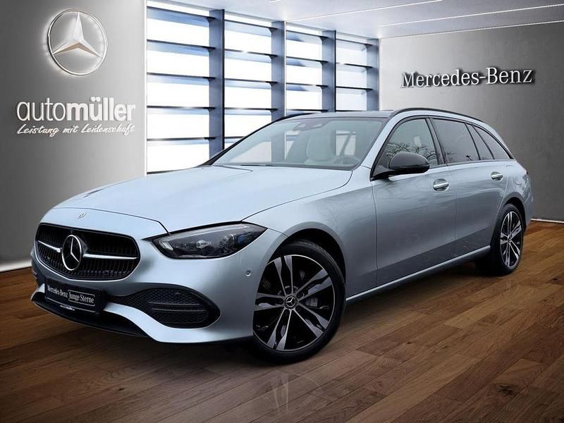 Silber Gebraucht 2022 Mercedes C300e Night Limousine | 36.450 € (Fairer Preis) - Bild 1/3