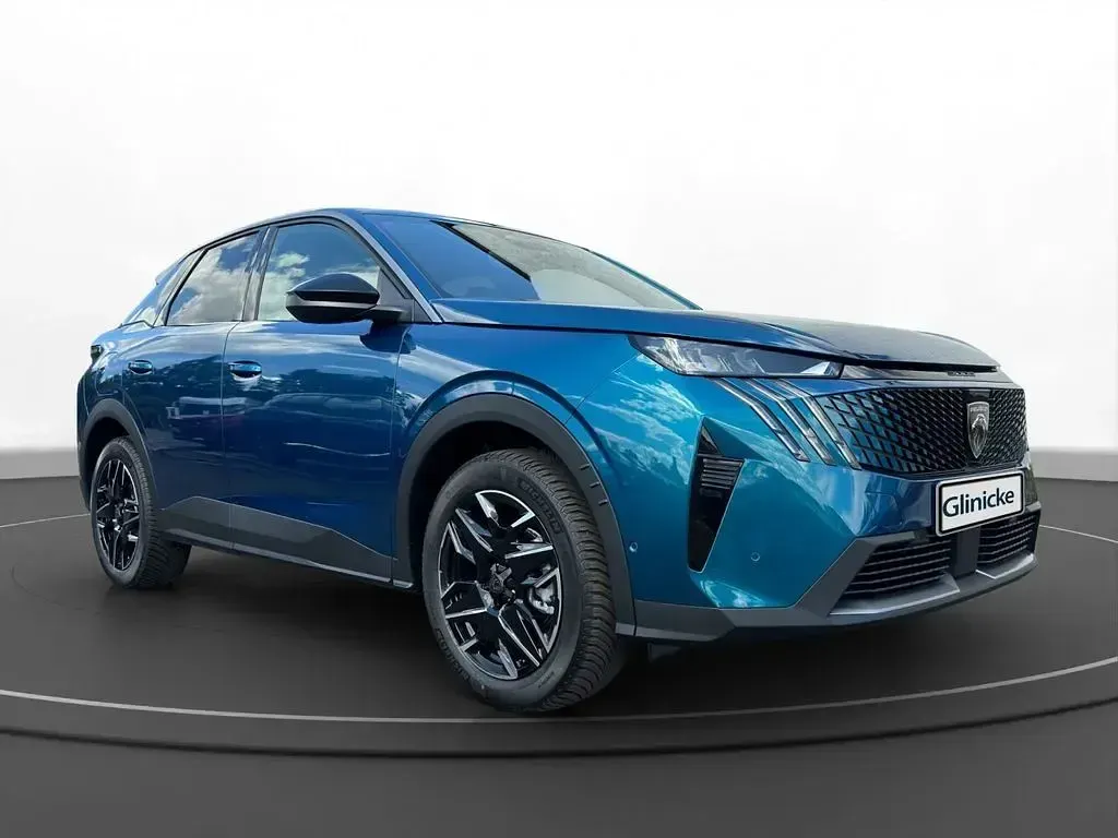 Neu Peugeot 3008 Allure 145 PS (106 kW) 2025 Blau SUV