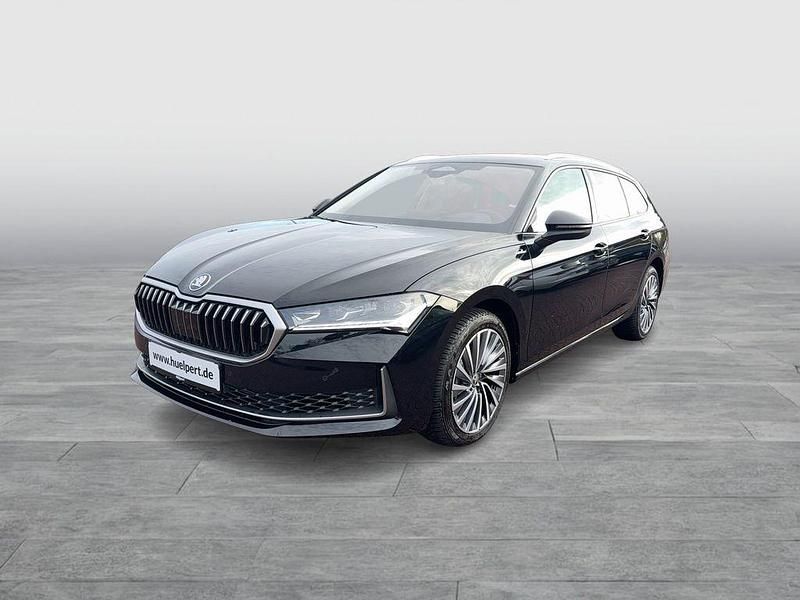 Gebraucht Skoda Superb LAURIN & KLEMENT 265 PS (194 kW) 2025 Schwarz Kombi