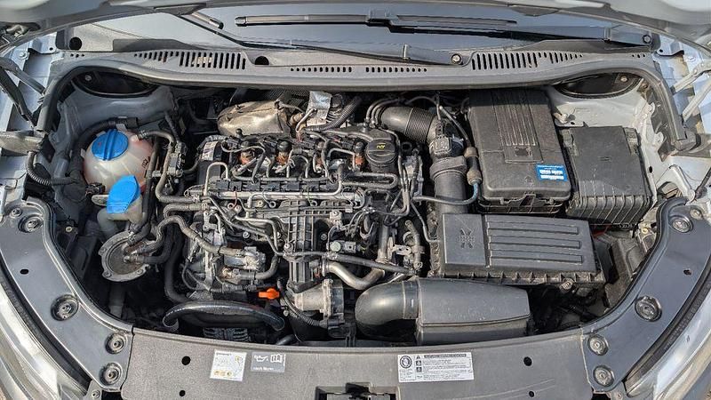 Gebraucht VW Caddy 75 PS (55 kW) 2010 Silber Van / Kleinbus