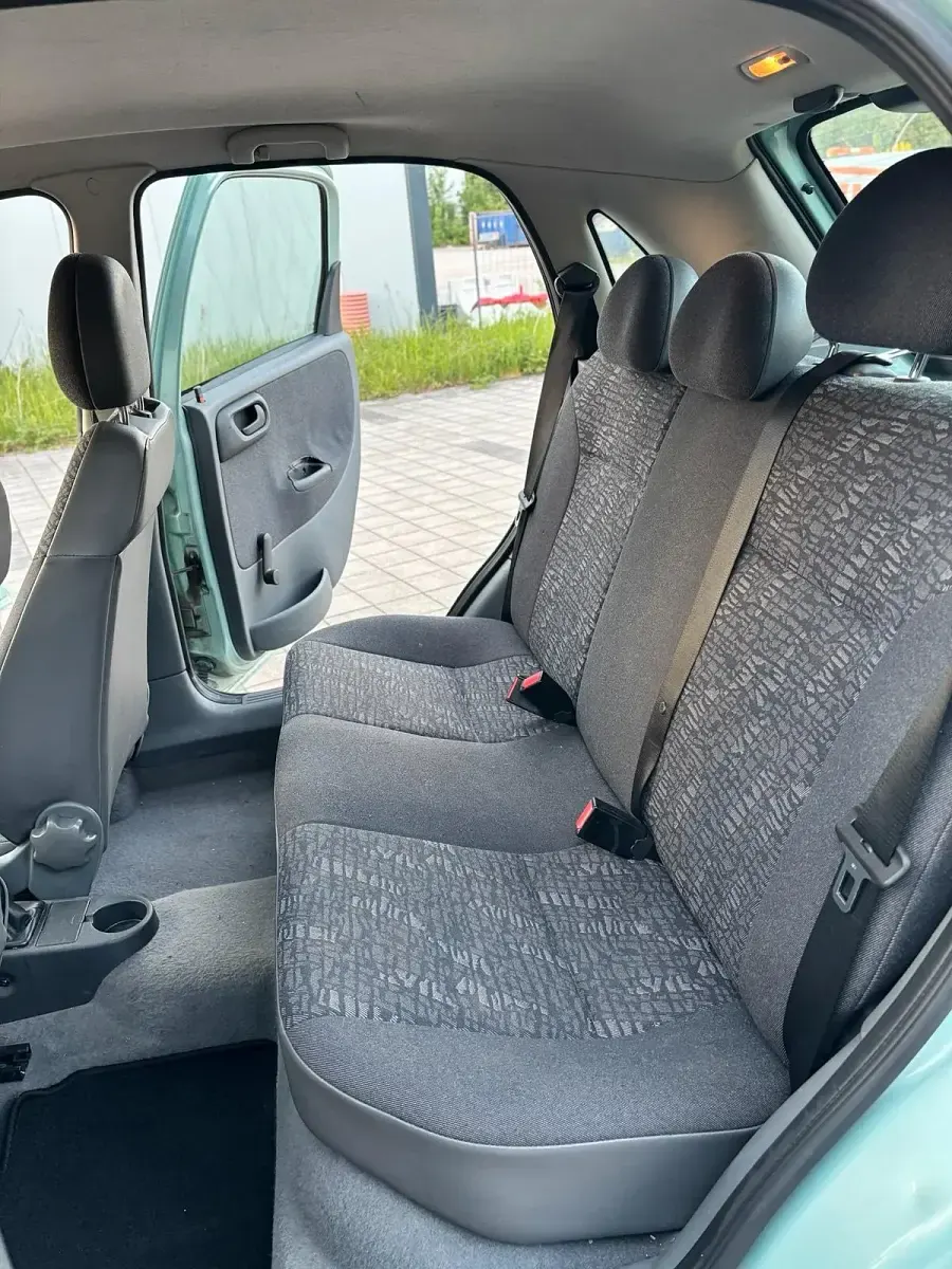 Używany Opel Corsa 75 KM (55 kW) 2001 Zielony Hatchback
