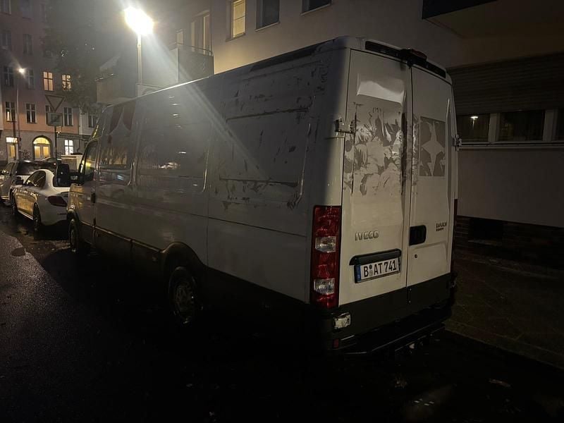 Gebraucht Iveco Daily 136 PS (100 kW) 2010 Weiß Van / Kleinbus