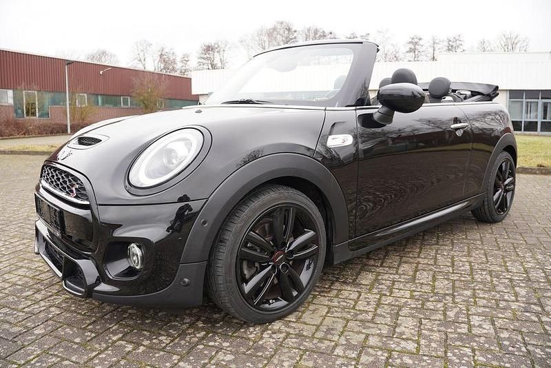 Gebraucht Mini Cooper S Cabriolet 192 PS (141 kW) 2020 Schwarz Cabrio