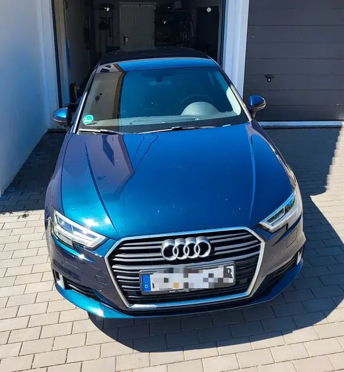 Gebraucht Audi A3 Design 150 PS (110 kW) 2017 Blau Limousine