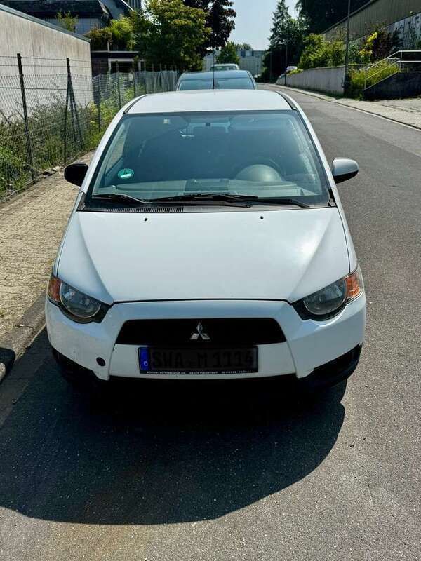 Gebraucht 2012 Mitsubishi Colt Limousine | 1.000 € (Superpreis) - Bild 1/4