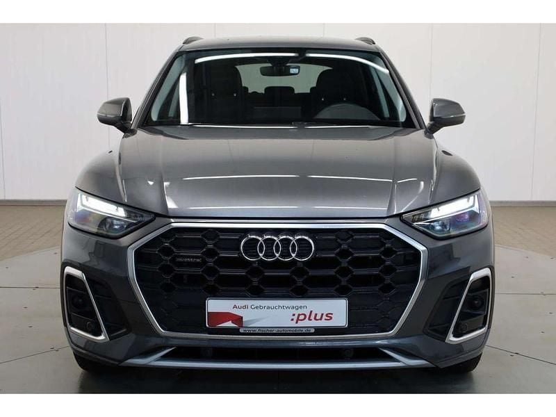 Second-hand Audi Q5 S-Line 204 CP (150 kW) 2024 Gri SUV