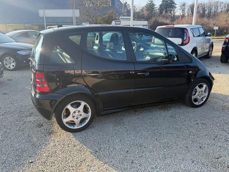 Gebraucht Mercedes A210 140 PS (102 kW) 2003 Schwarz Van / Kleinbus