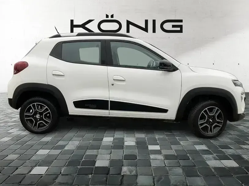 Używany Dacia Spring Essentiel 33 kW (45 KM) 2023 Biały Hatchback