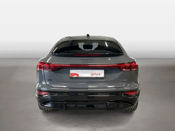 Gebraucht Audi Q6 Sportback e-tron Ambiente 284 kW (387 PS) 2025 Magnetgrau SUV