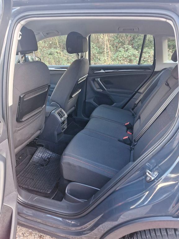 Gebraucht VW Tiguan Sound 150 PS (110 kW) 2017 Grau SUV