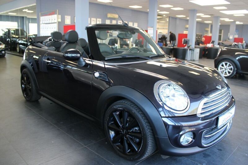 Iced chocolate metallic (metallic) Gebraucht 2014 Mini Cooper Cabriolet Cabrio | 11.480 € (Etwas zu teuer) - Bild 1/4