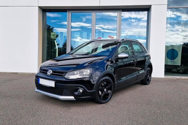 Schwarz Gebraucht 2011 VW Polo Cross Kleinwagen | 5.900 € (Fairer Preis) - Bild 1/4