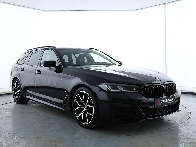Gebraucht BMW 530 M Sport 286 PS (210 kW) 2022 Schwarz Kombi