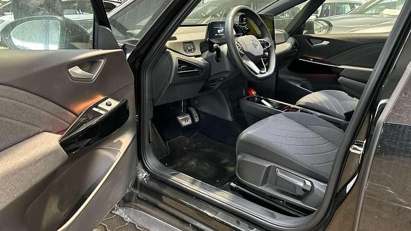 Gebraucht VW ID.3 Pro 150 kW (204 PS) 2023 Grenadillschwarz metallic Kleinwagen