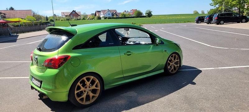 Gebraucht Opel Corsa OPC 207 PS (152 kW) 2016 Grün Kleinwagen