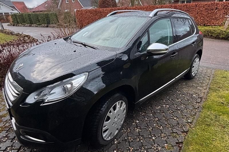 Gebraucht Peugeot 2008 Allure 110 PS (80 kW) 2015 Schwarz SUV