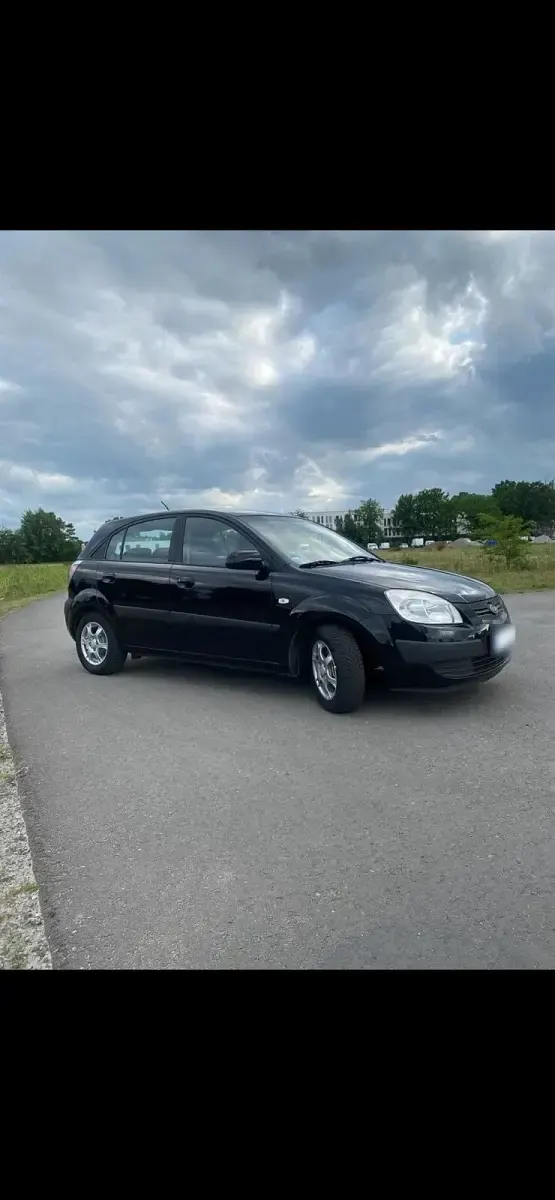 Gebraucht Kia Rio 112 PS (82 kW) 2008 Schwarz Kleinwagen