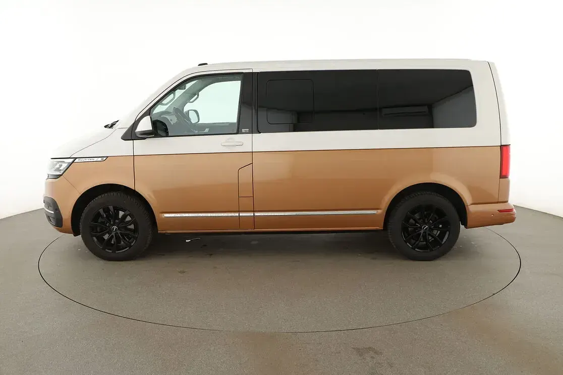 Gebraucht VW Multivan Generation Six 199 PS (146 kW) 2021 Braun Van / Kleinbus
