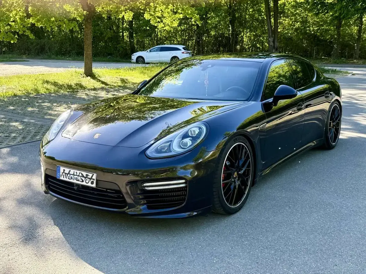 Gebraucht Porsche Panamera Turbo Chrono 519 PS (381 kW) 2015 Schwarz Kleinwagen