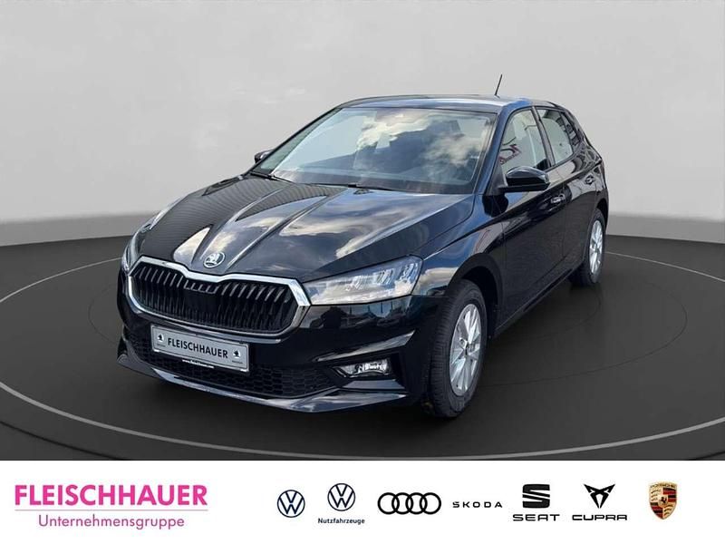 Neu Skoda Fabia Essence 80 PS (58 kW) 2025 Schwarzmagic perleffekt Kleinwagen