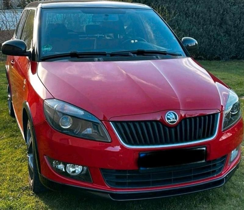 Rot Gebraucht 2014 Skoda Fabia Monte Carlo Kleinwagen | 6.050 € - Bild 1/4