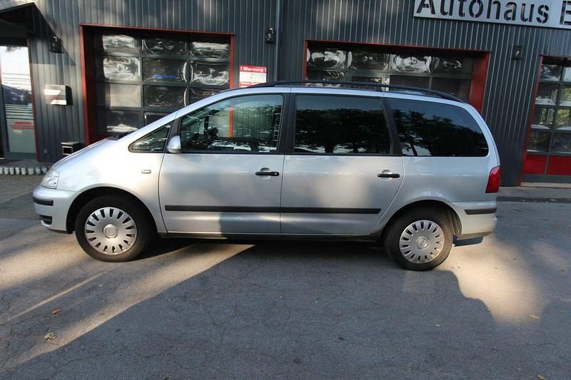 Gebraucht VW Sharan Trendline 116 PS (85 kW) 2006 Silber Van / Kleinbus