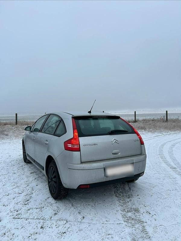 Gebraucht Citroën C4 109 PS (80 kW) 2007 Silber Limousine