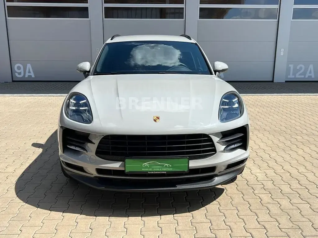 Używany Porsche Macan 245 KM (180 kW) 2019 Szary SUV