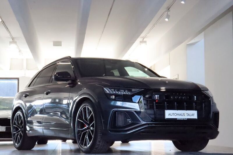 Grau(metallic) Gebraucht 2023 Audi SQ8 Competition SUV | 83.880 € (Superpreis) - Bild 1/4