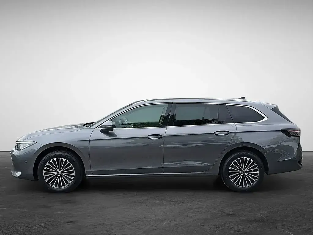 Neu VW Passat Elegance 150 PS (110 kW) 2026 Schwarz (grenadillschwarz metallic) Kombi