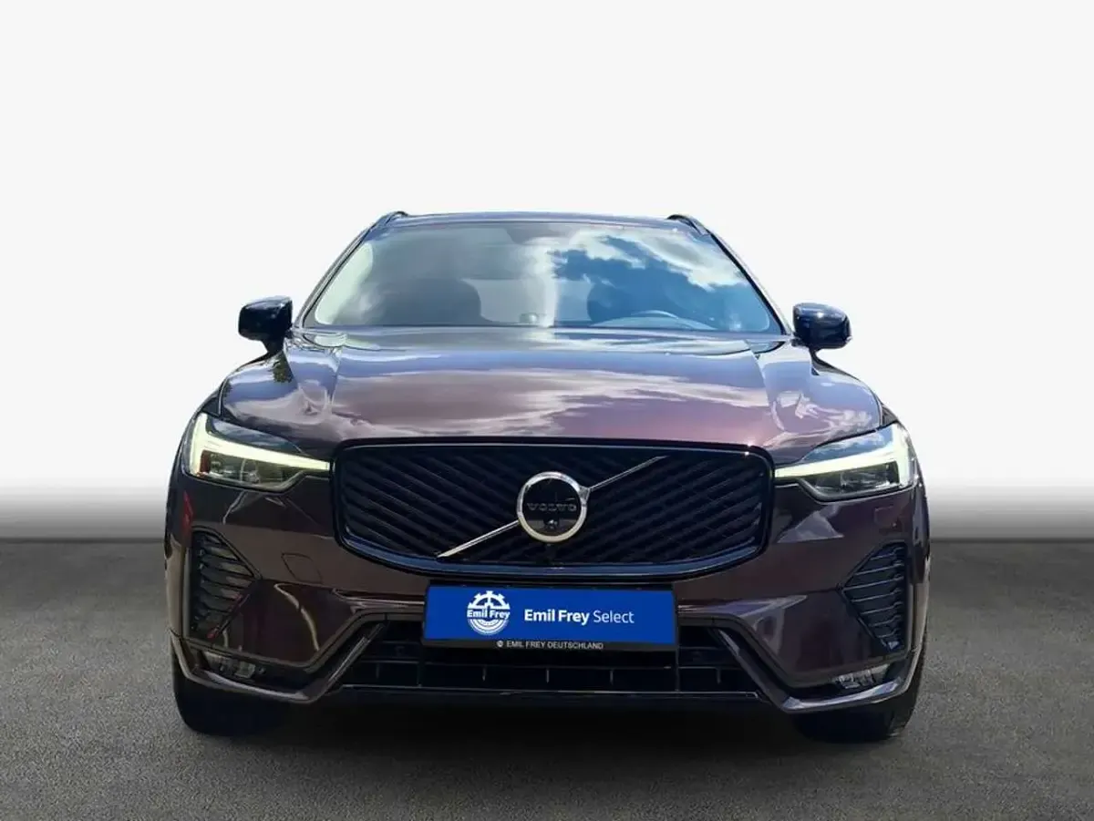 Gebraucht Volvo XC60 Ultra 250 PS (183 kW) 2025 Mulberry red metallic SUV