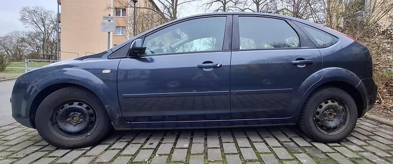 Gebraucht Ford Focus 101 PS (74 kW) 2007 Grau Kleinwagen