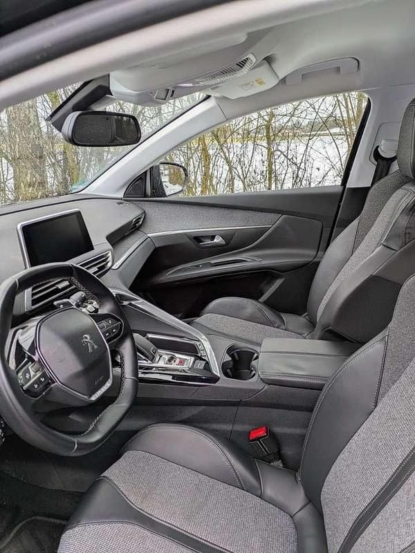 Gebraucht Peugeot 5008 Allure 165 PS (121 kW) 2017 Schwarz SUV