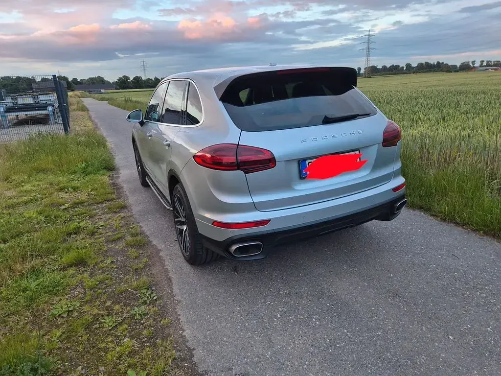 Gebraucht Porsche Cayenne 262 PS (192 kW) 2017 Silber SUV