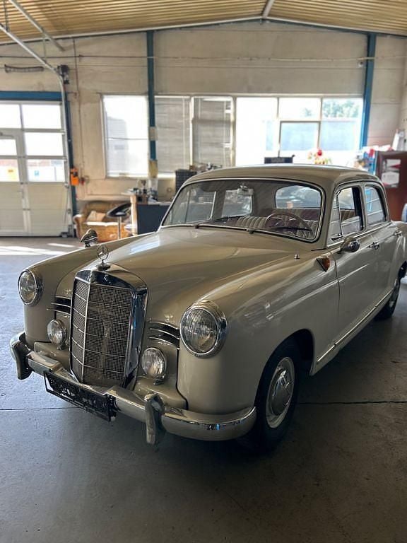 Gebraucht Mercedes 190 75 PS (55 kW) 1957 Weiß Limousine