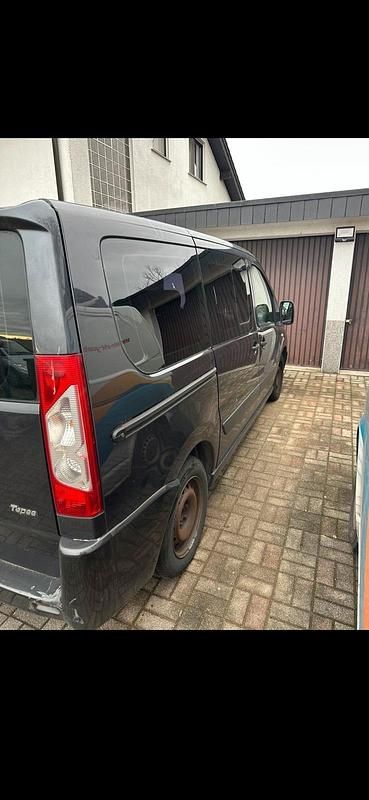 Gebraucht Peugeot TePee 136 PS (100 kW) 2007 Schwarz Van / Kleinbus
