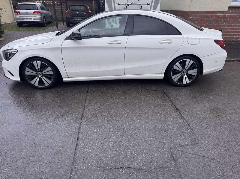Gebraucht Mercedes CLA180 122 PS (89 kW) 2018 Limousine