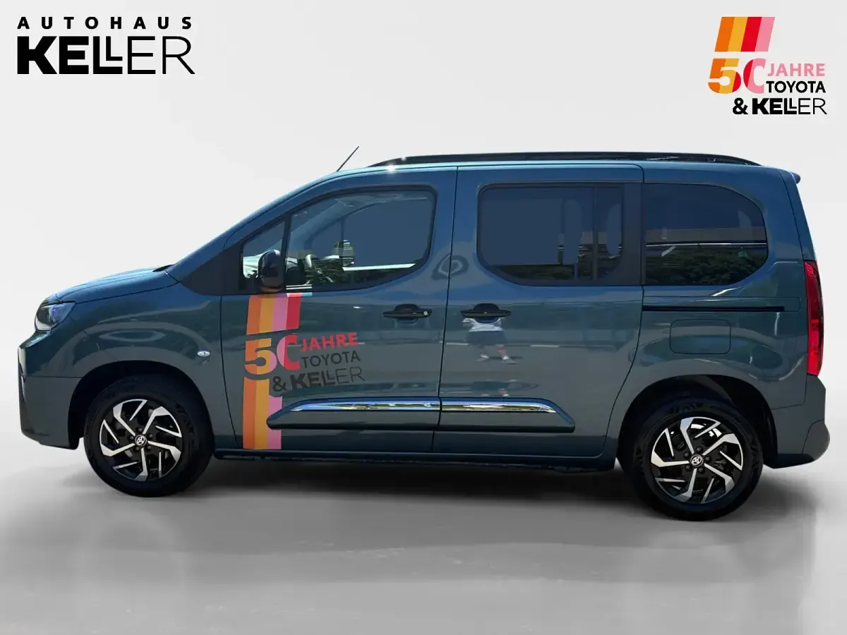 Neu Toyota Proace Verso 110 PS (80 kW) 2026 Libeccio blue Van / Kleinbus
