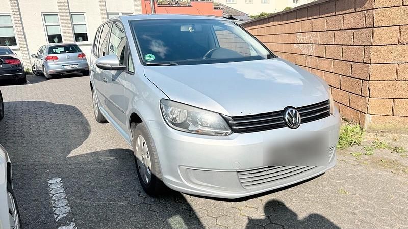 Silber Gebraucht 2010 VW Touran Van / Kleinbus | 2.500 € (Superpreis) - Bild 1/4