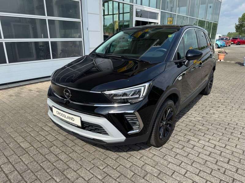 Lackierung schwarz perla nera/ (metallic) Gebraucht 2024 Opel Crossland X Elegance SUV | 21.350 € (Fairer Preis) - Bild 1/4