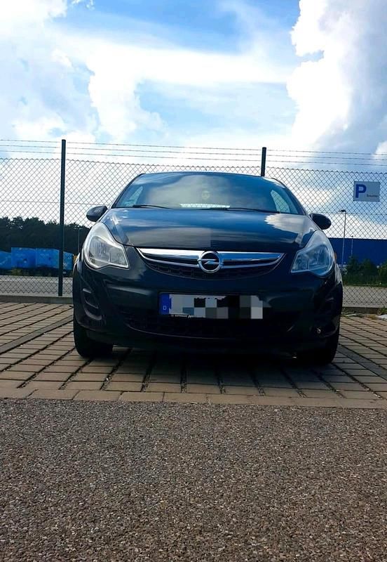 Schwarz Gebraucht 2013 Opel Corsa Kleinwagen | 3.000 € (Guter Preis) - Bild 1/4