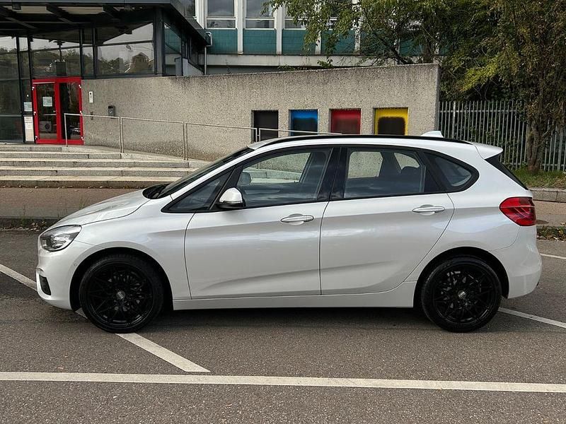 Gebraucht BMW 220 Active Tourer 192 PS (141 kW) 2016 Weiß Van / Kleinbus